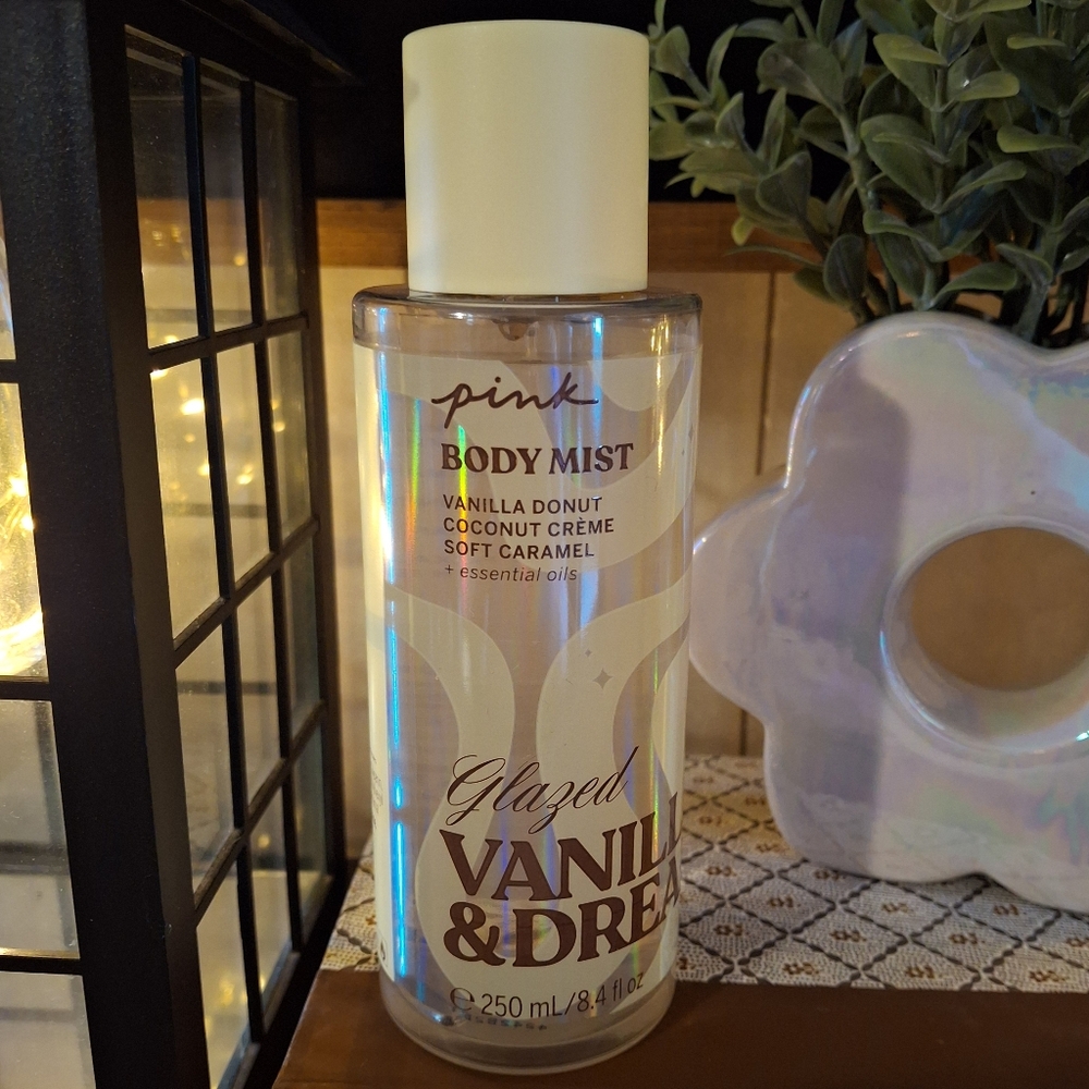 VS Glazed Vanilla & Dreamy Body Mist